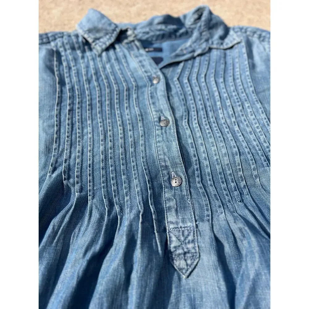 American Eagle Blouse Women Size‎ Medium Denim Jegging Fit Pleat Front Shirt - Picture 3 of 7